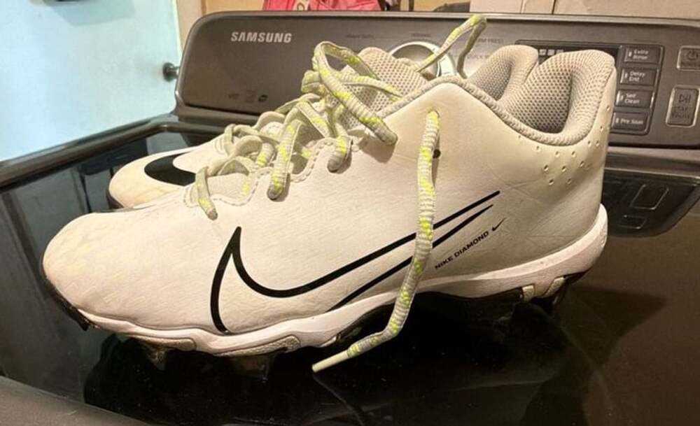 Nike Hyperdiamond 4 Keystone GG GS White Black Softball Cleats Size 6Y